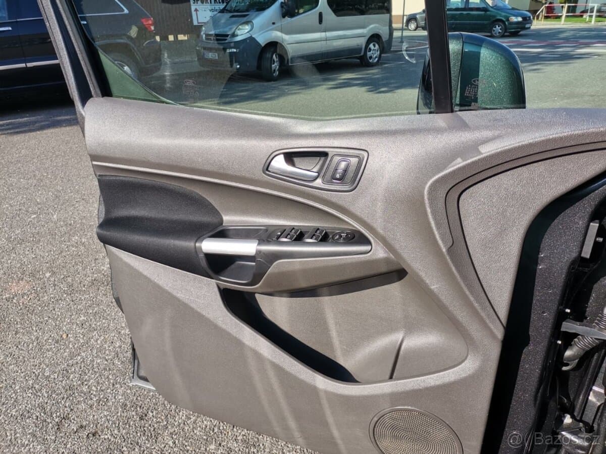 2019 Ford TOURNEO - 9