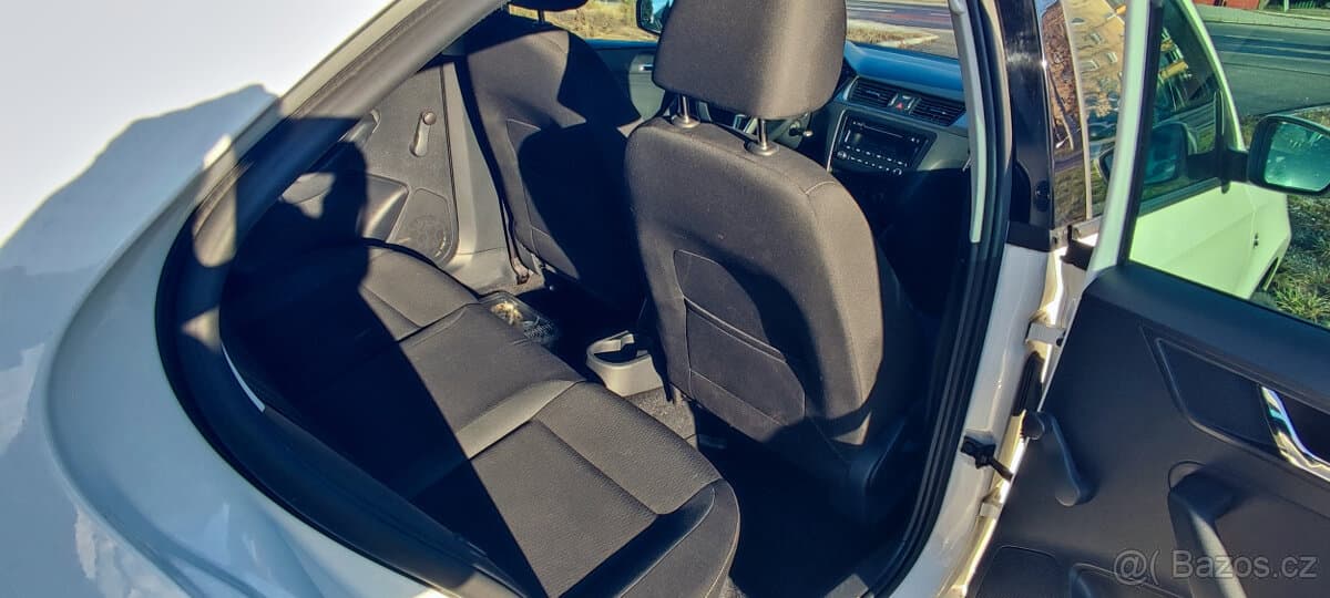 2015 Škoda RAPID - 9