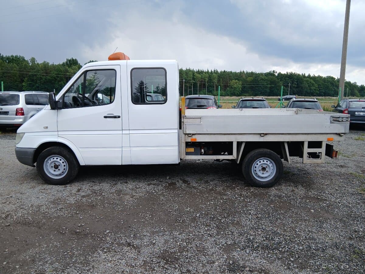 2003 Mercedes-Benz SPRINTER - 9