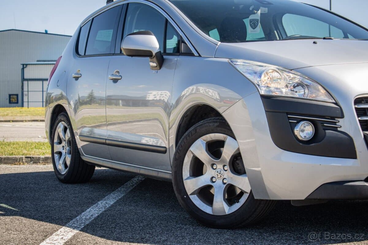 2012 Peugeot 3008 - 9