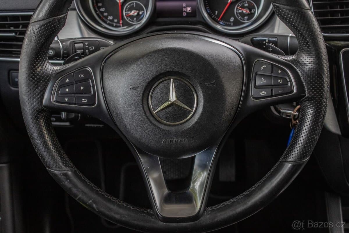 2017 Mercedes-Benz GL - 9
