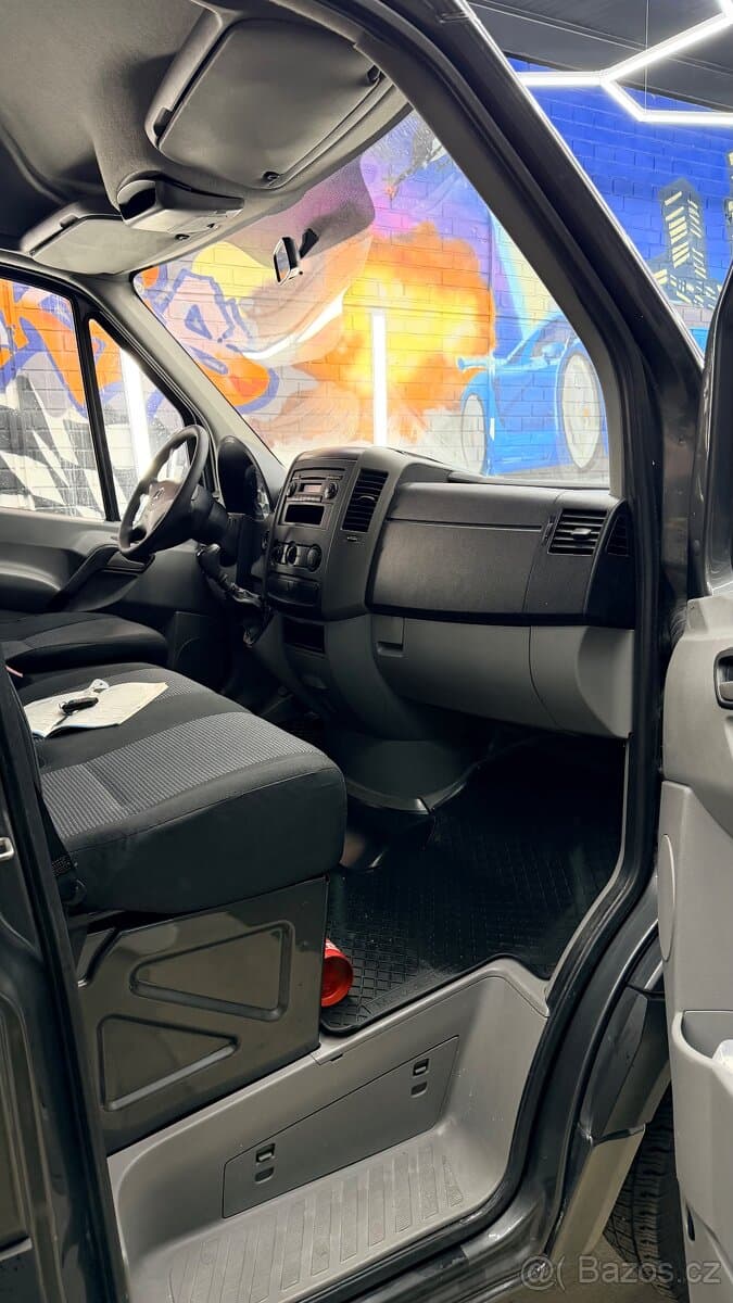 Mercedes-Benz SPRINTER - 9