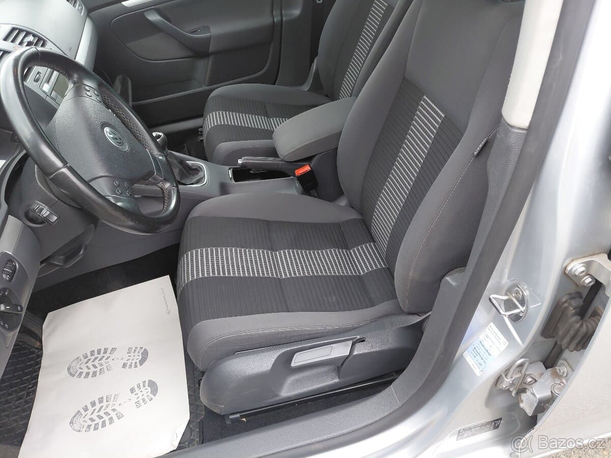 2010 Volkswagen JETTA - 9