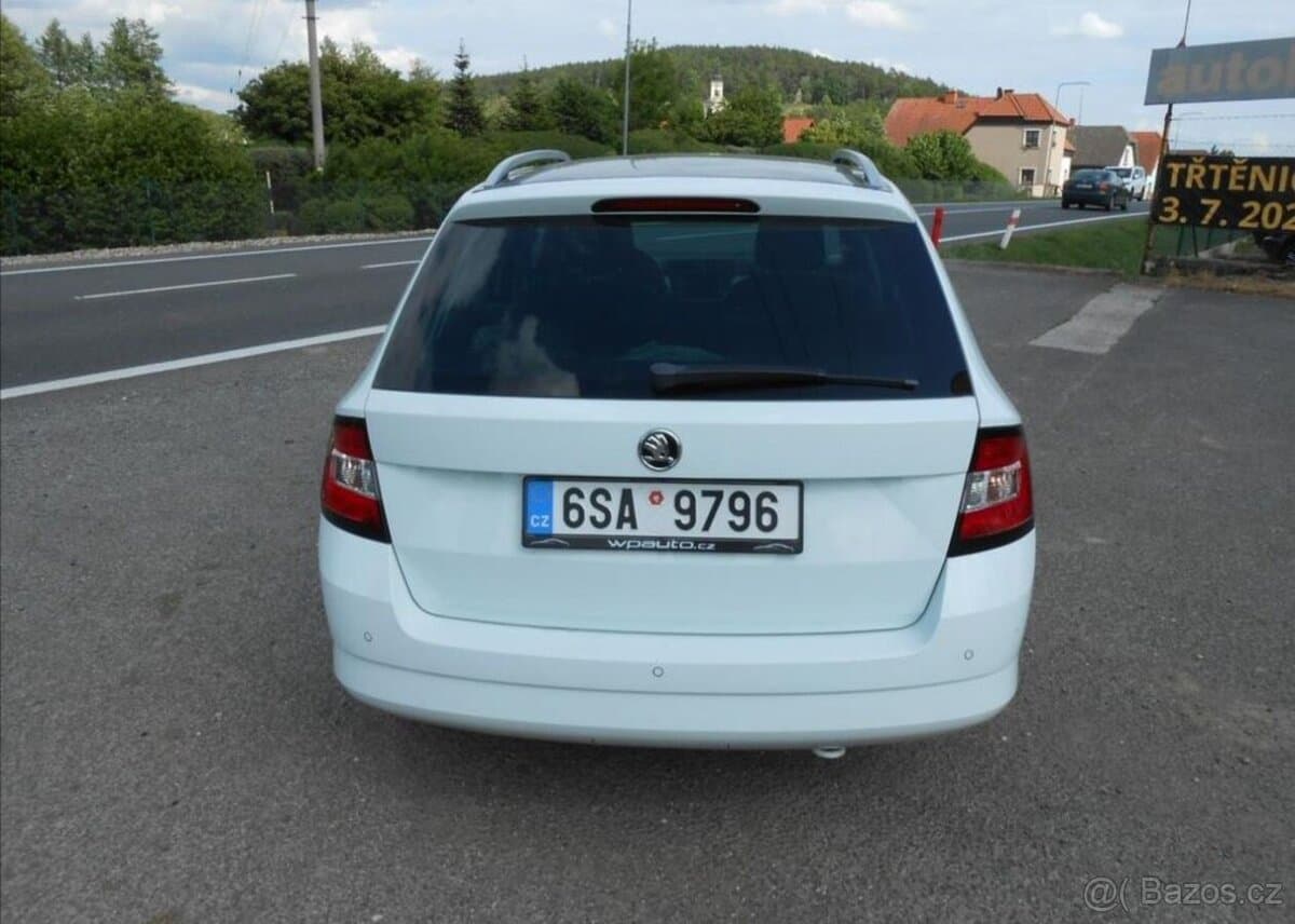 2015 Škoda FABIA - 9