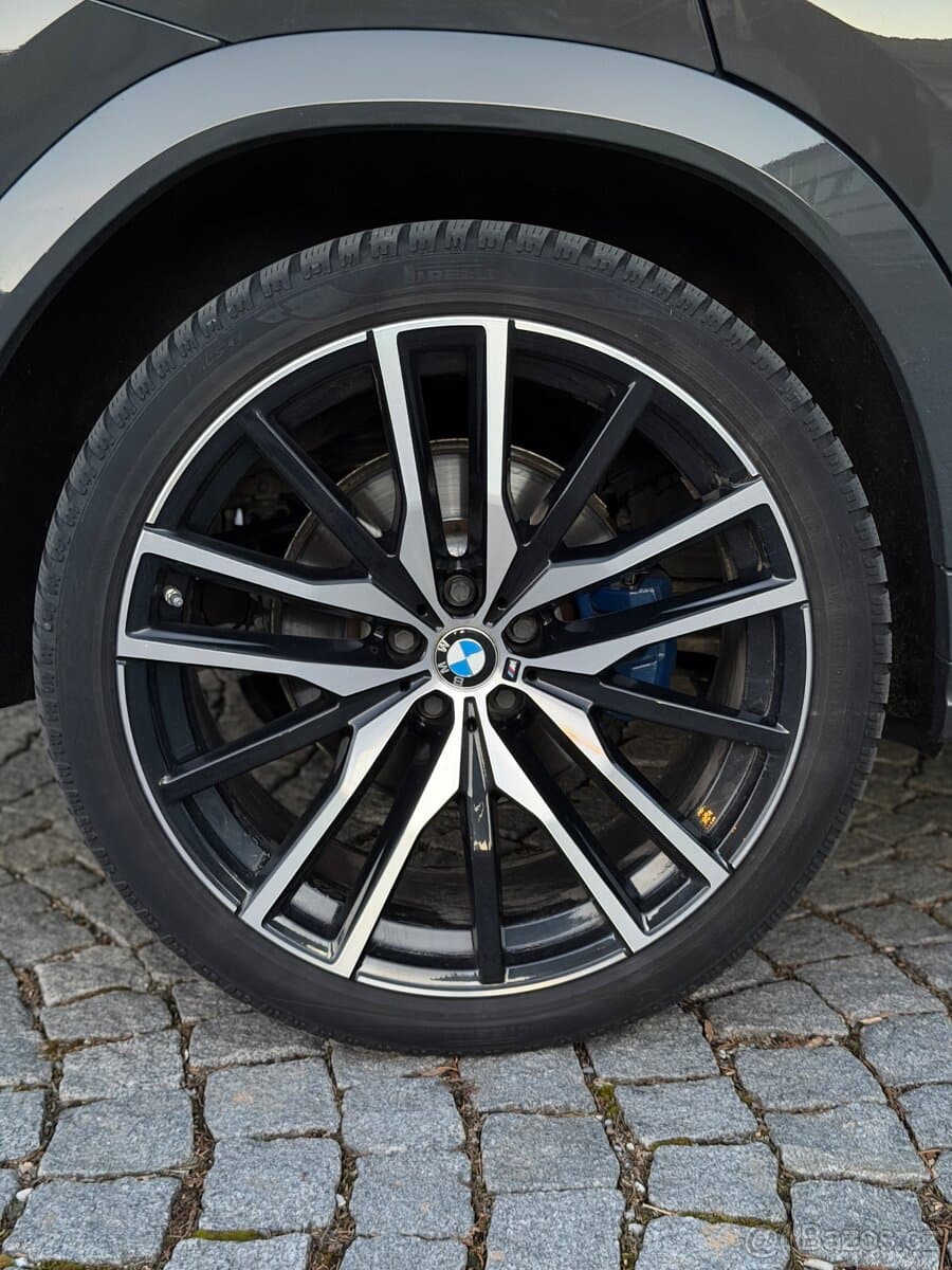 2023 BMW X6 - 9