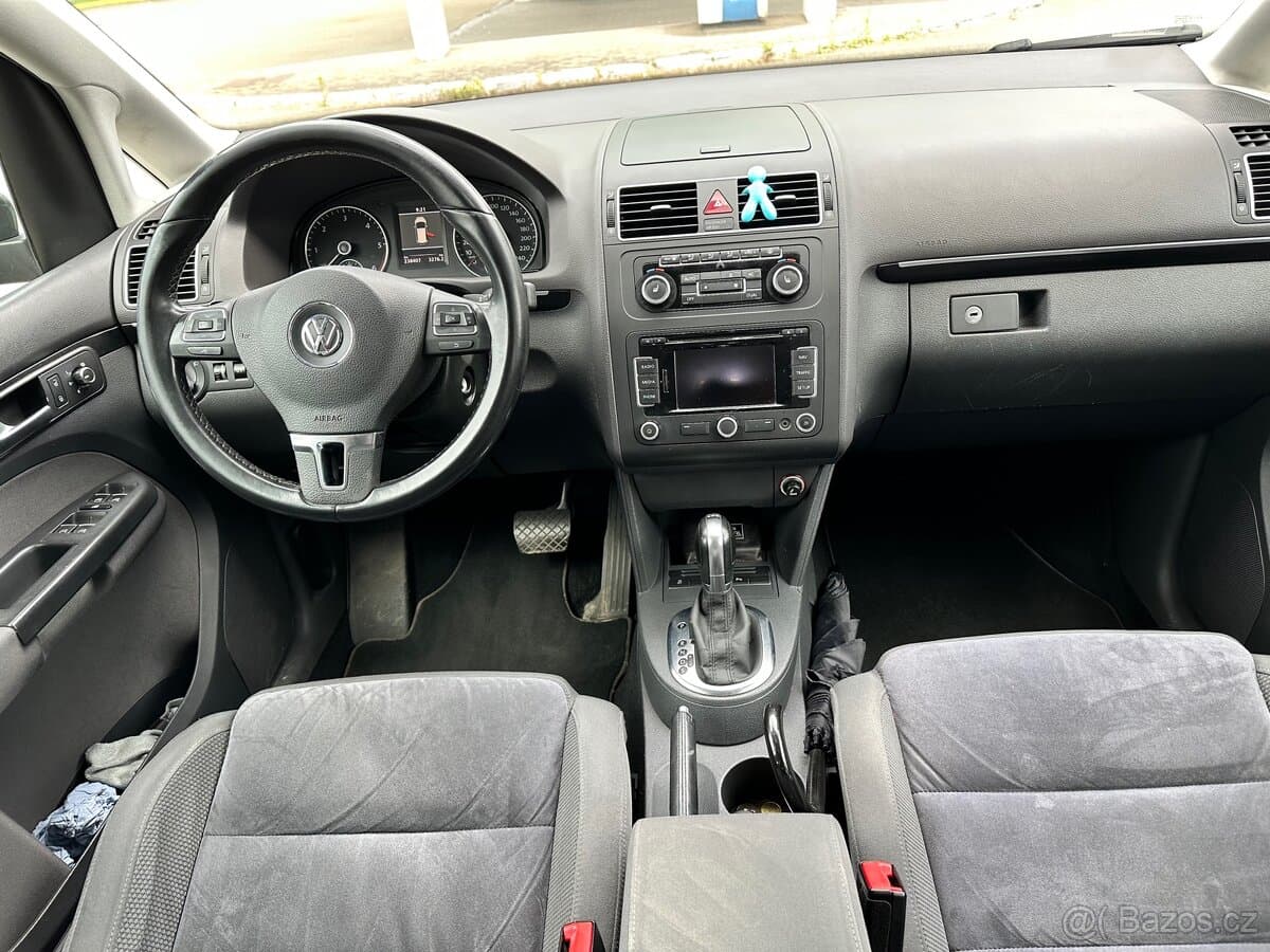 2010 Volkswagen TOURAN - 9