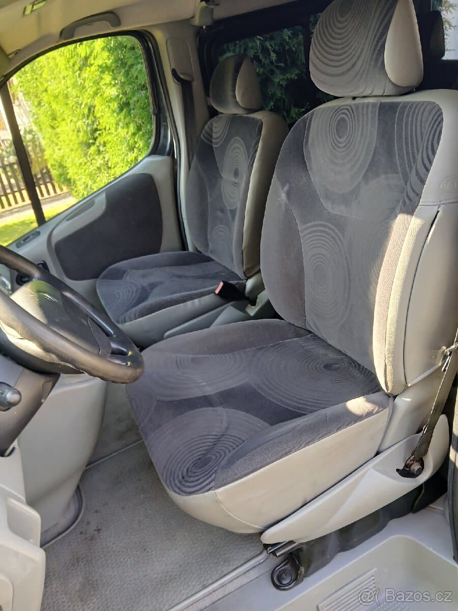 2007 Renault TRAFIC - 9