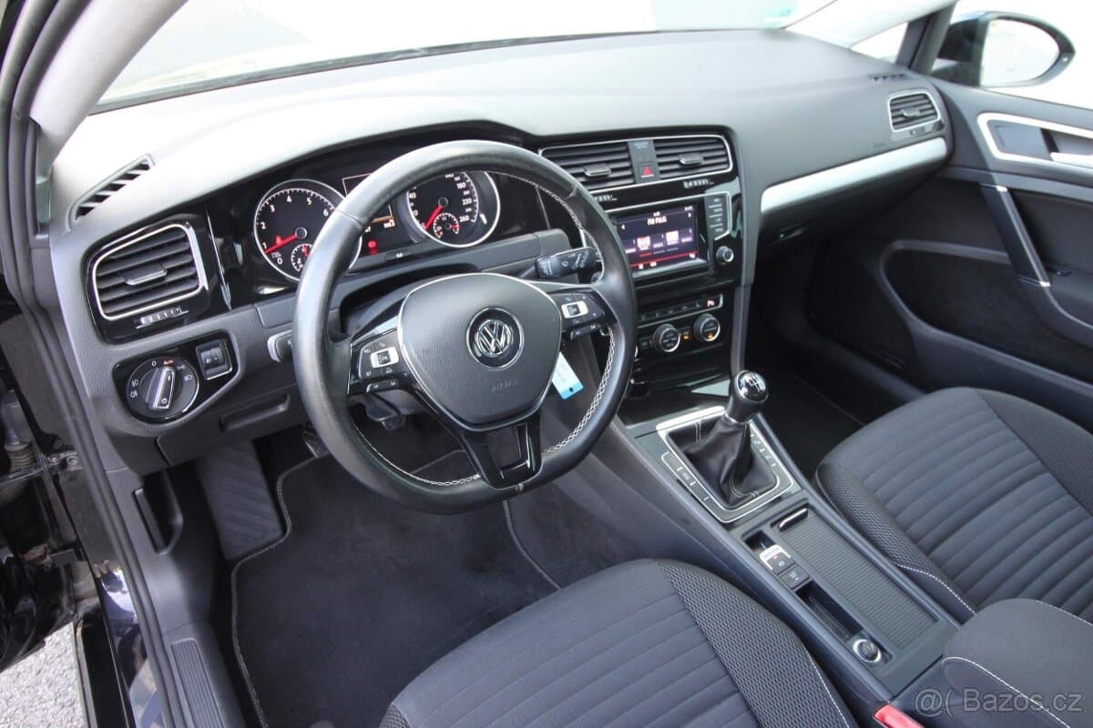 2014 Volkswagen GOLF - 9