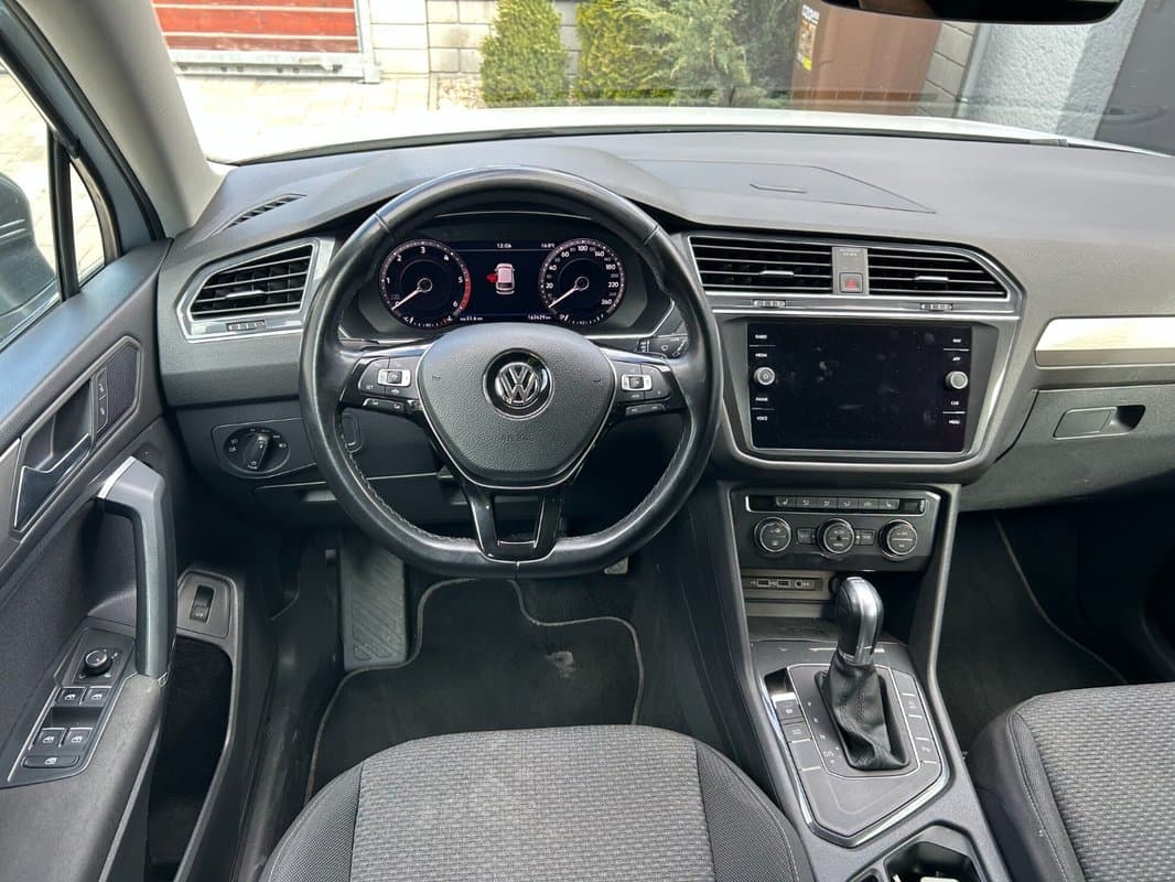 2018 Volkswagen TIGUAN - 9