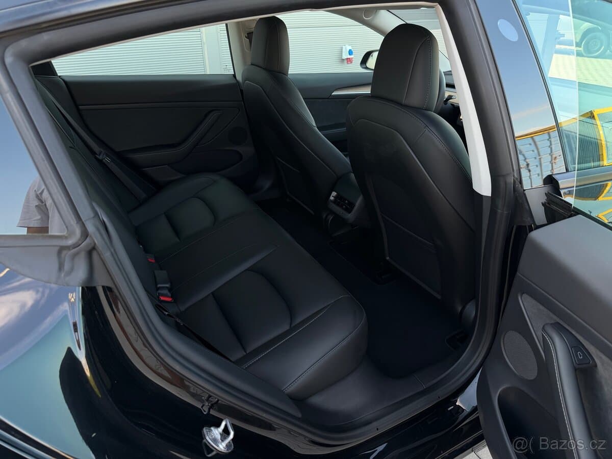 2022 Tesla MODEL 3 - 9