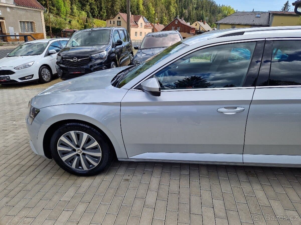 2021 Škoda SUPERB - 9
