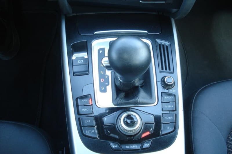 2010 Audi A4 - 9