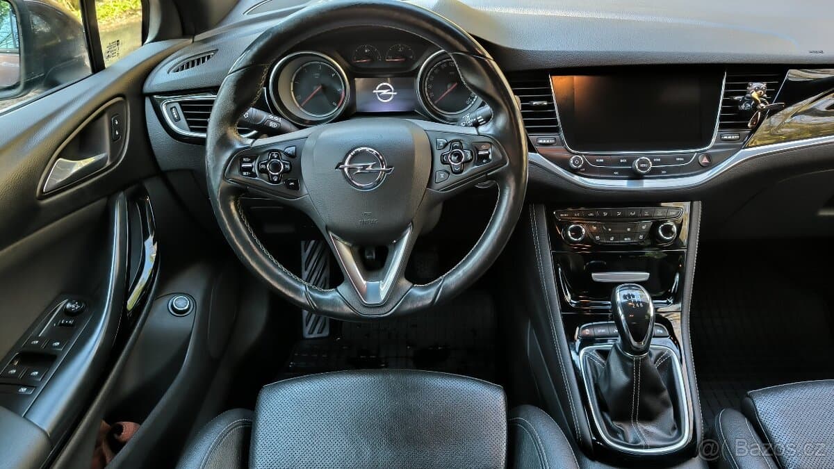 Opel ASTRA - 9