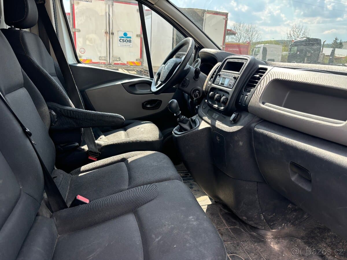 2018 Renault TRAFIC - 9