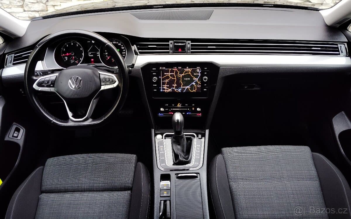2021 Volkswagen PASSAT - 9
