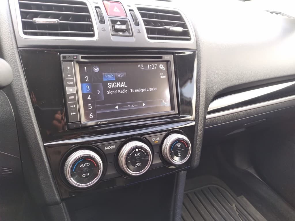 2016 Subaru XV - 9