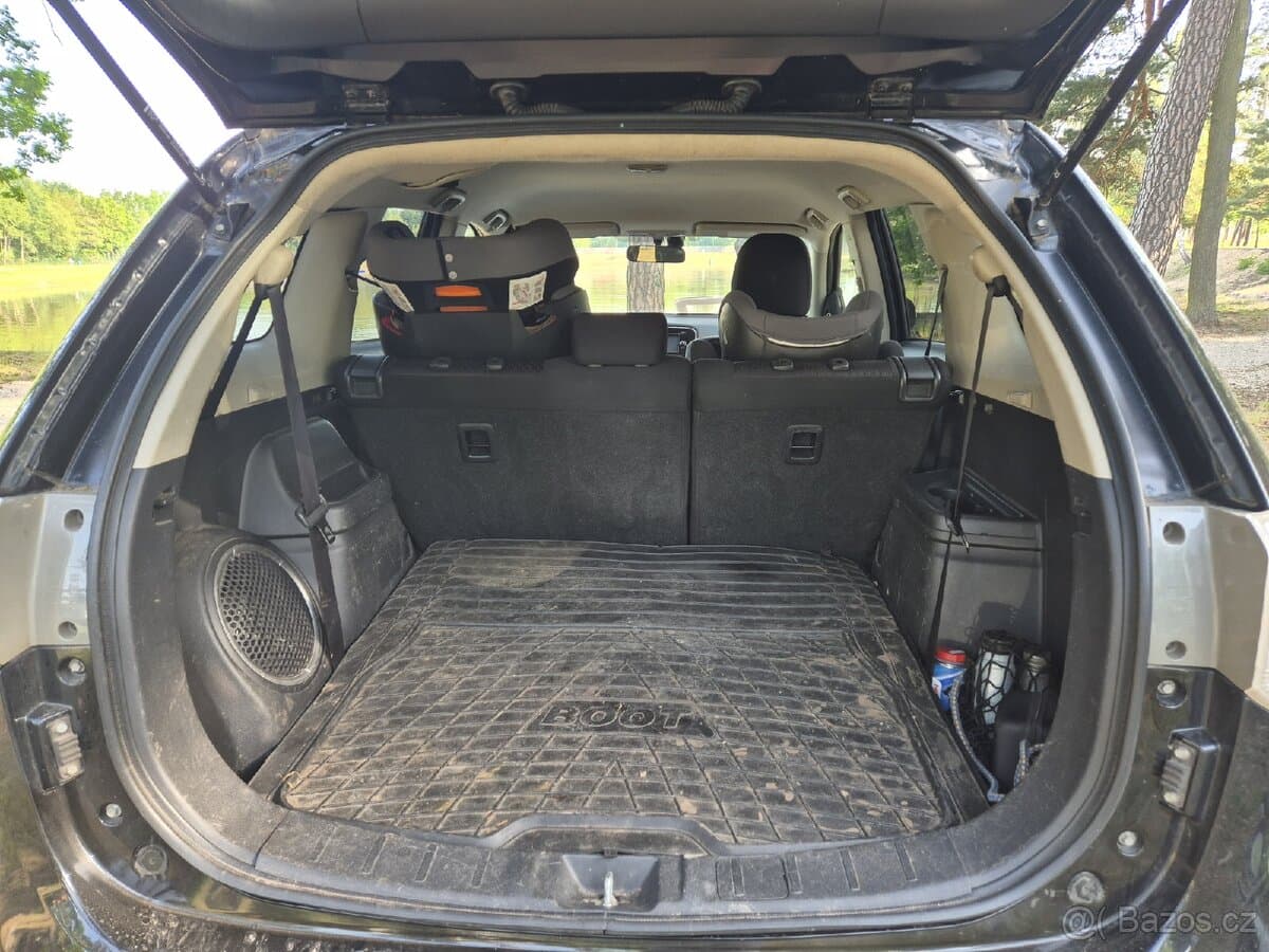 2014 Mitsubishi OUTLANDER - 9