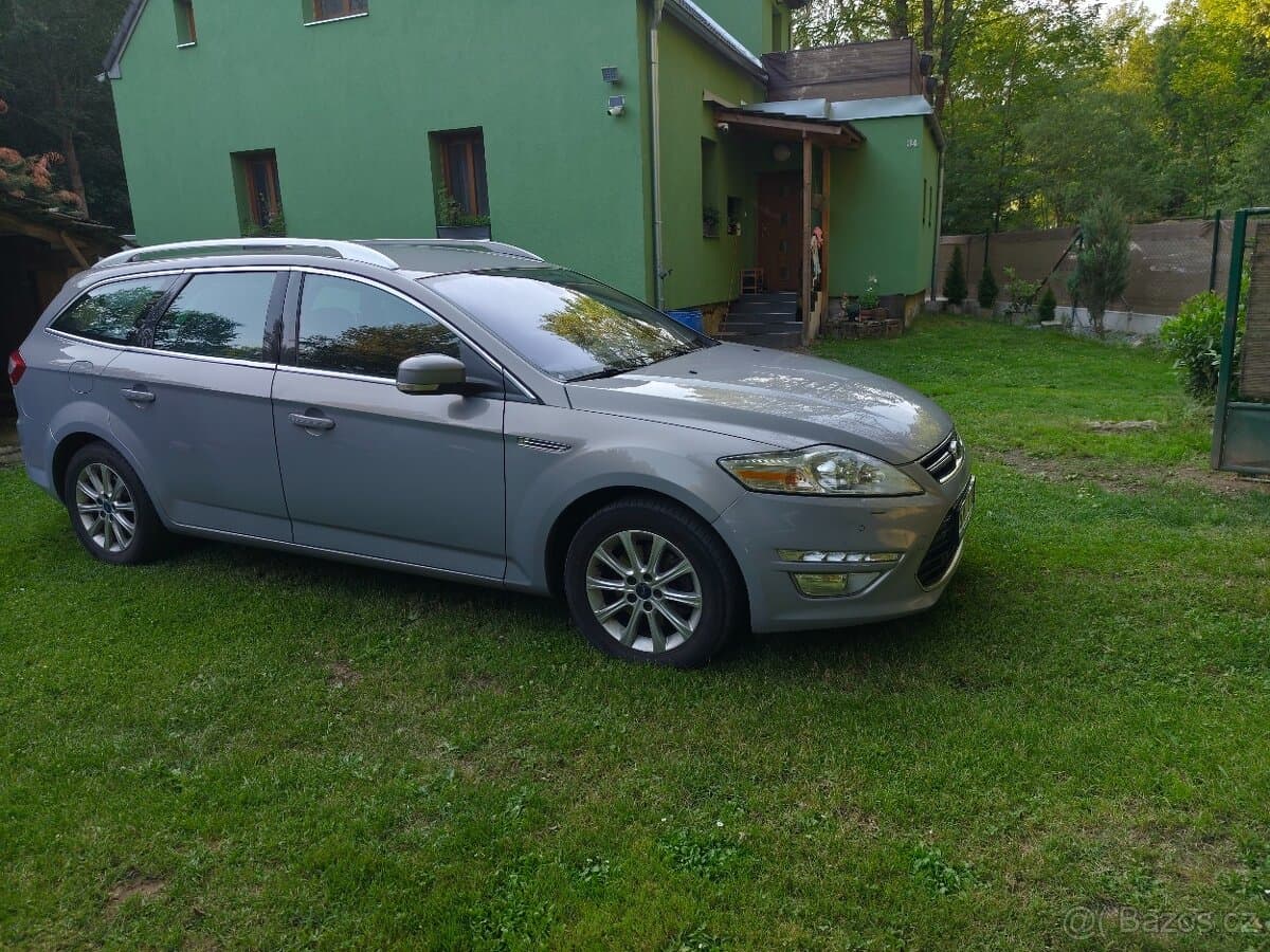 2011 Ford MONDEO - 9