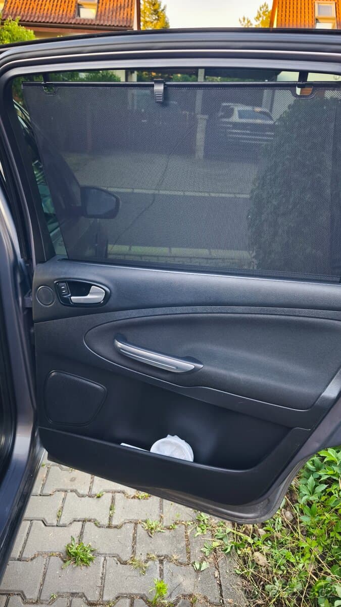 2014 Ford S-MAX - 9