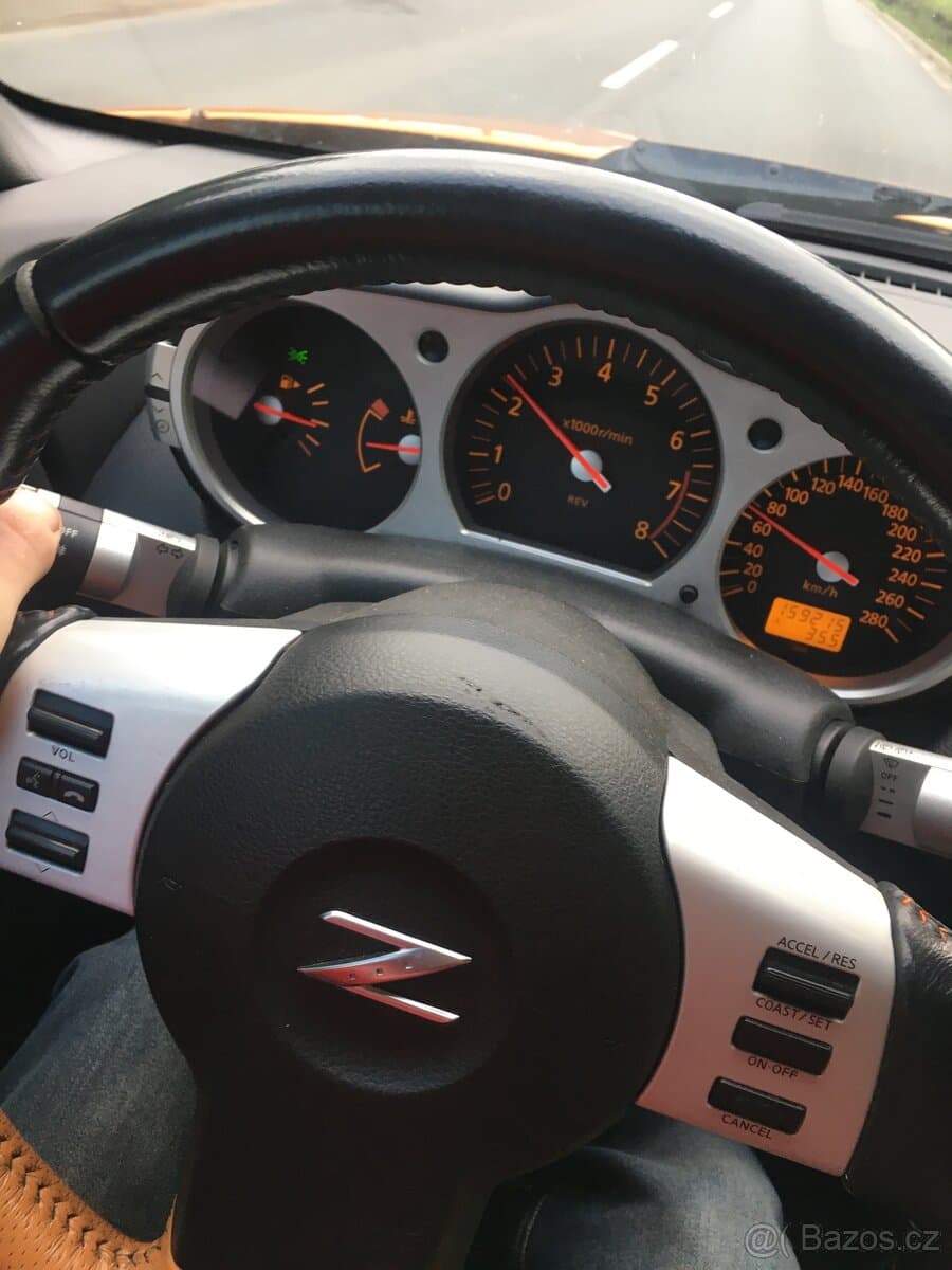 2004 Nissan OSTATNÍ - 9