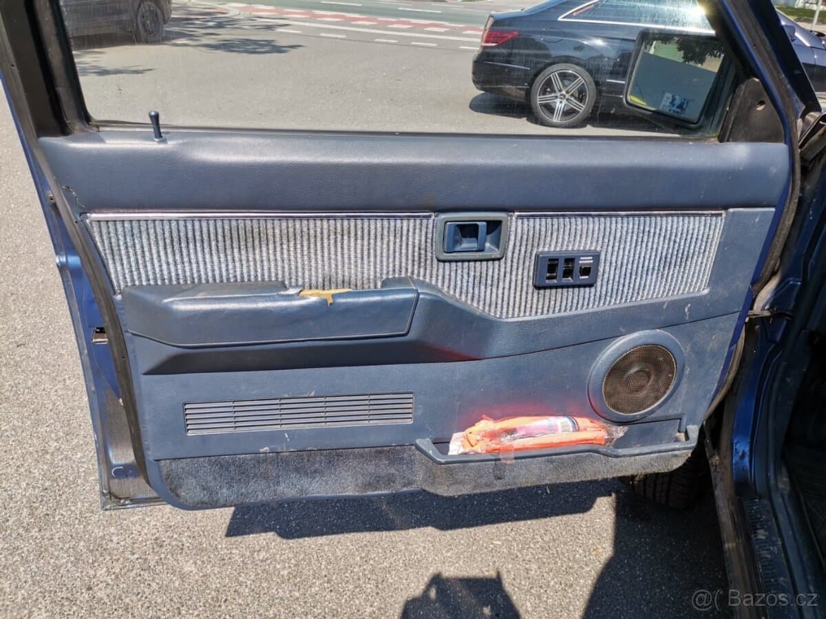 1989 Nissan PATHFINDER - 9