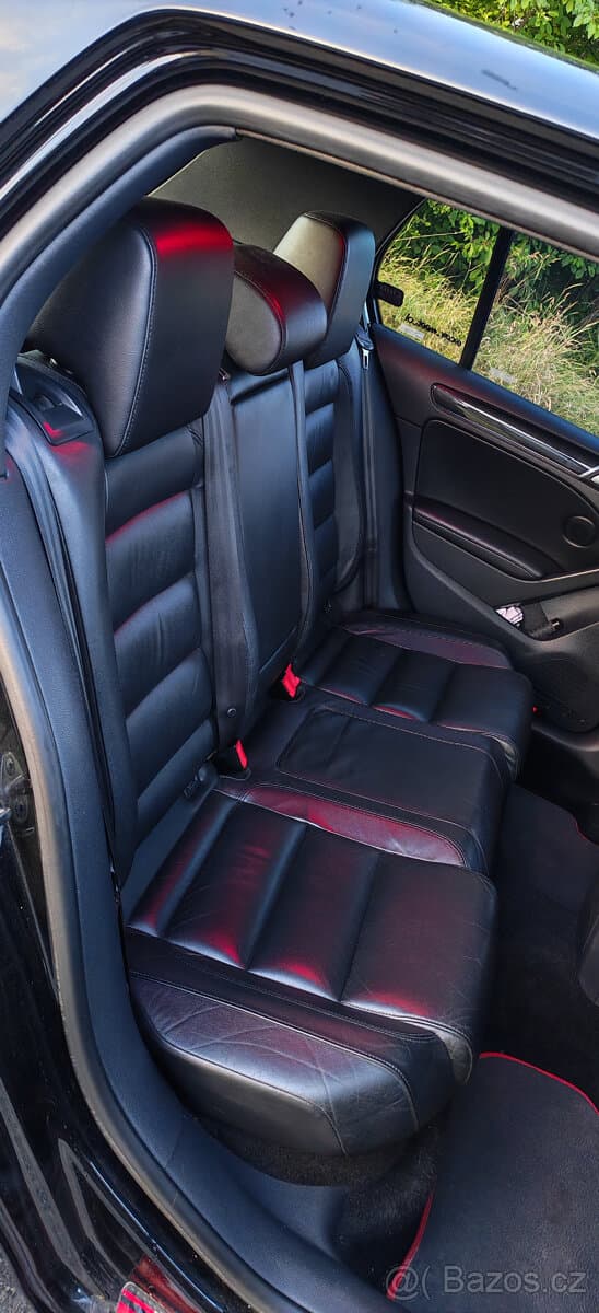 Volkswagen GOLF - 9