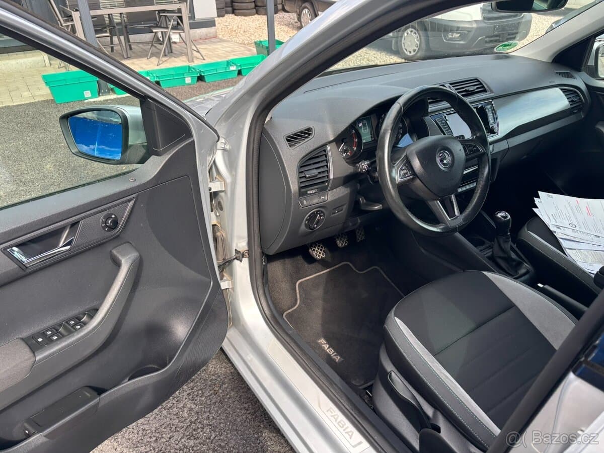 2017 Škoda FABIA - 9