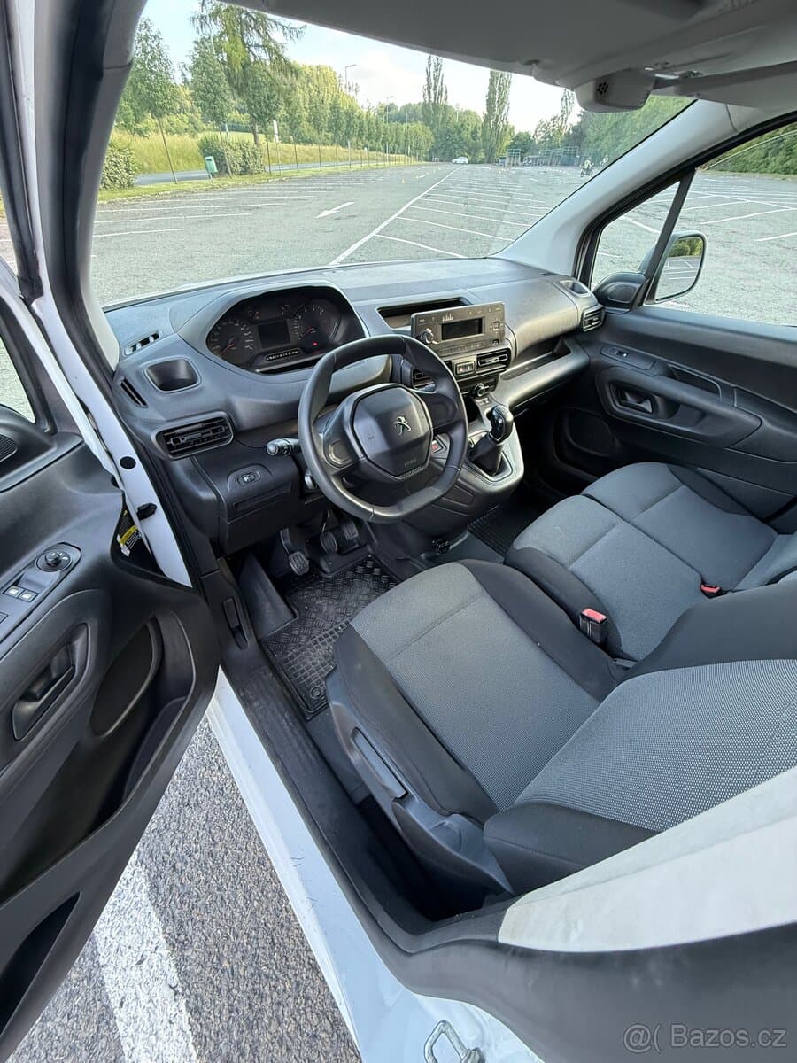 2019 Peugeot PARTNER - 9