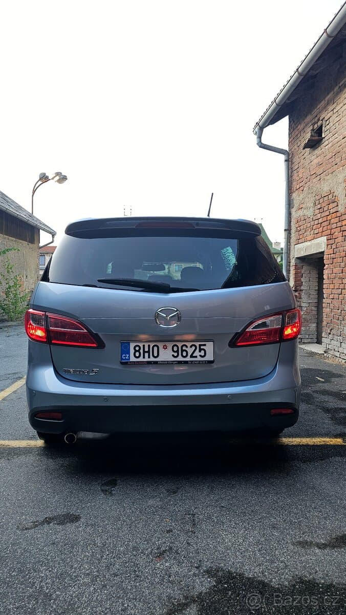 2011 Mazda 5 - 9
