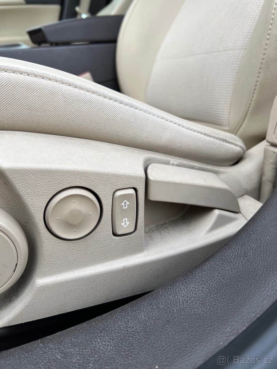 2011 Opel INSIGNIA - 9