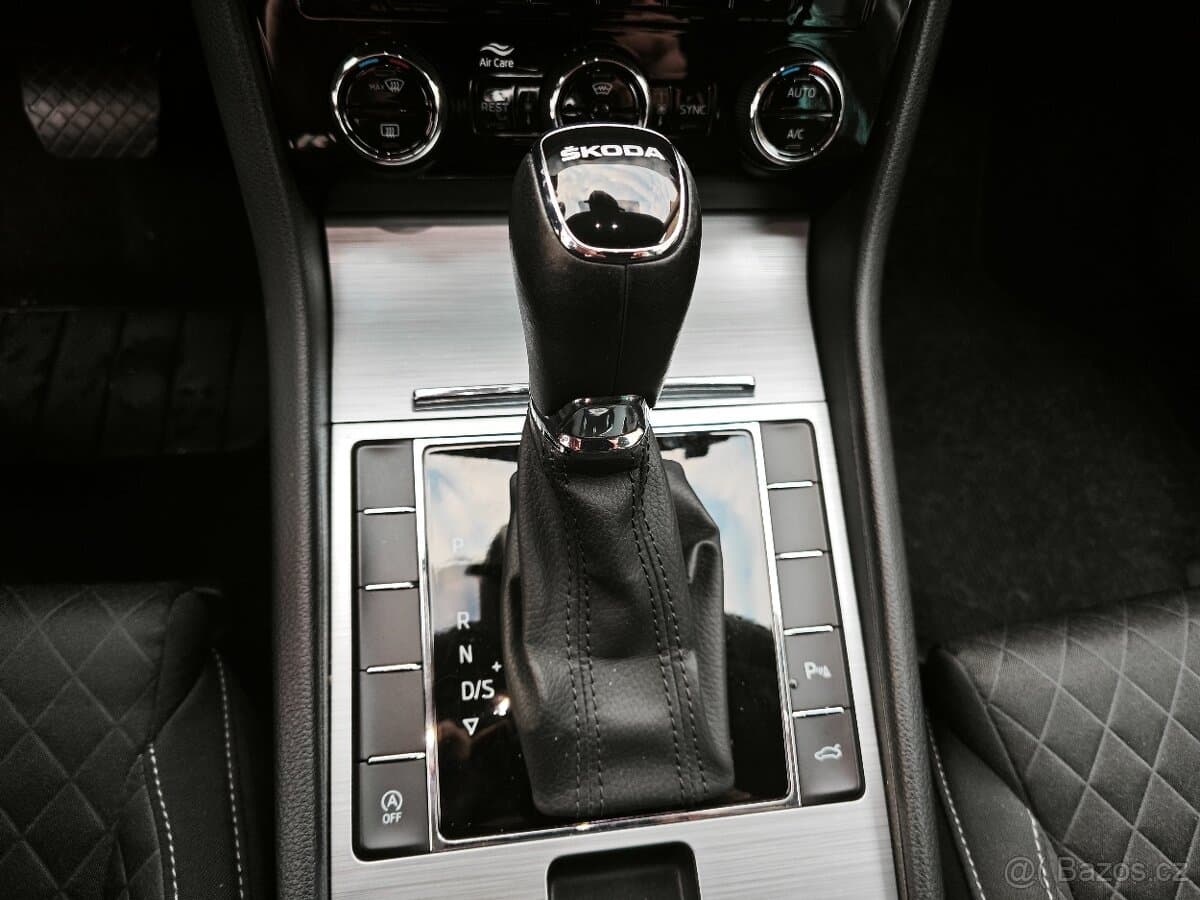2023 Škoda SUPERB - 9