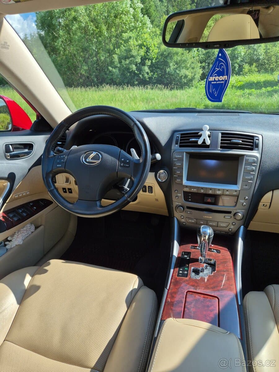 2008 Lexus IS - 9