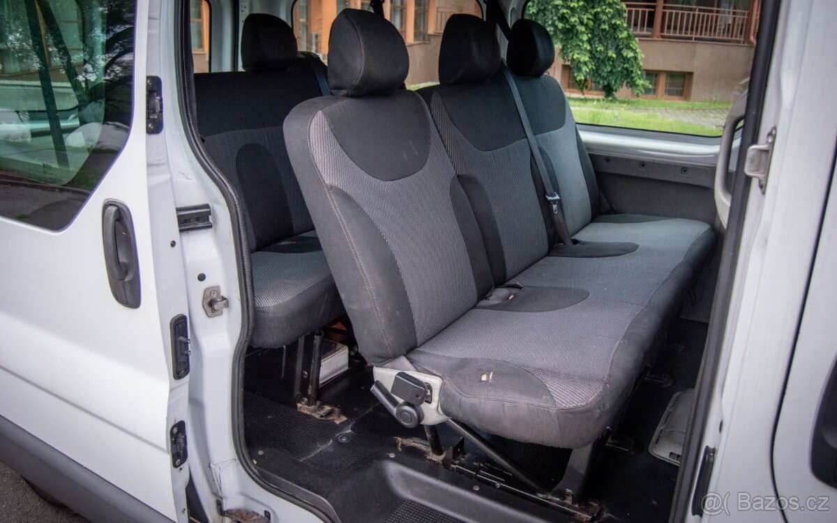 2011 Opel VIVARO - 9