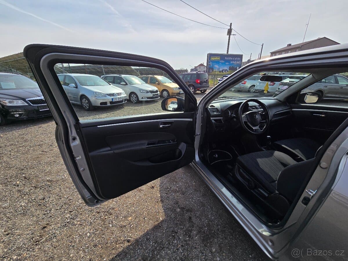 2016 Suzuki SWIFT - 9