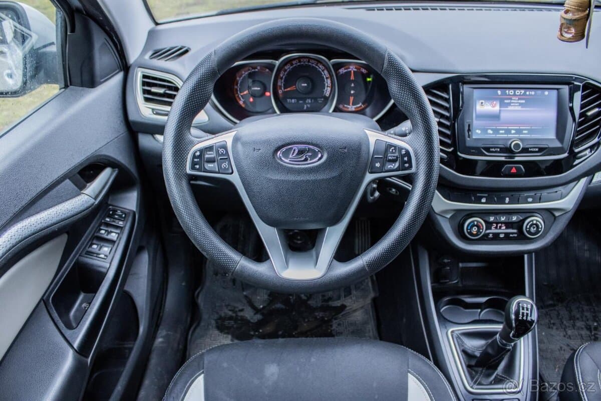 2019 Lada VESTA - 9