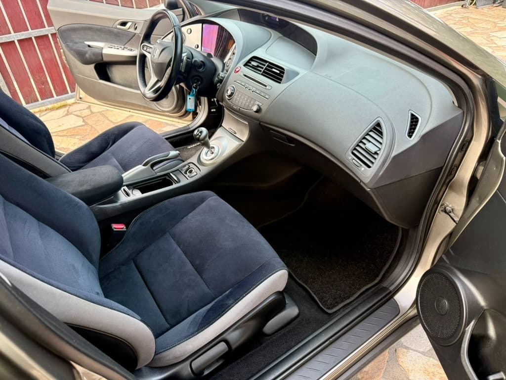 2010 Honda CIVIC - 9