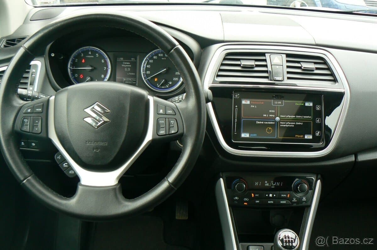 2019 Suzuki S-CROSS - 9