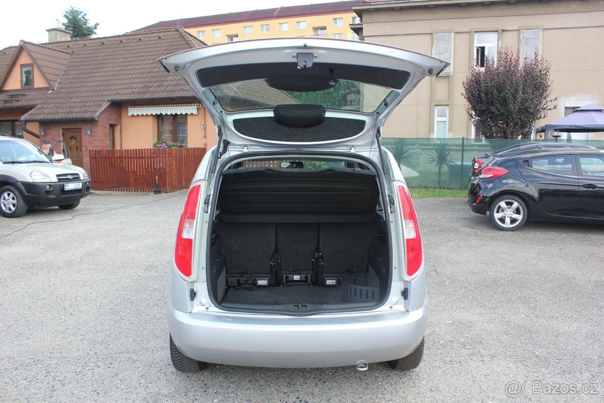 2009 Škoda ROOMSTER - 9