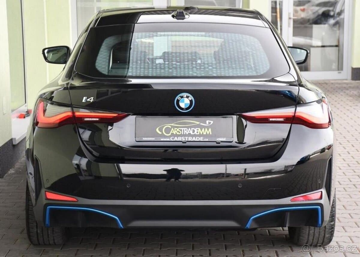 2023 BMW i4 - 9