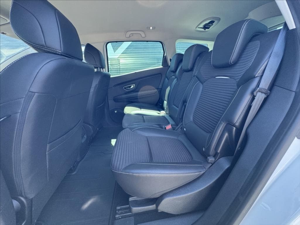 2019 Renault SCENIC - 9