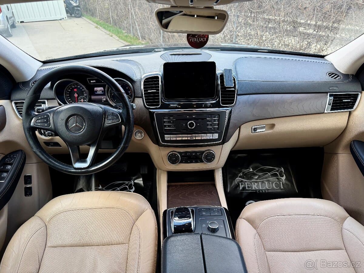2017 Mercedes-Benz GL - 9