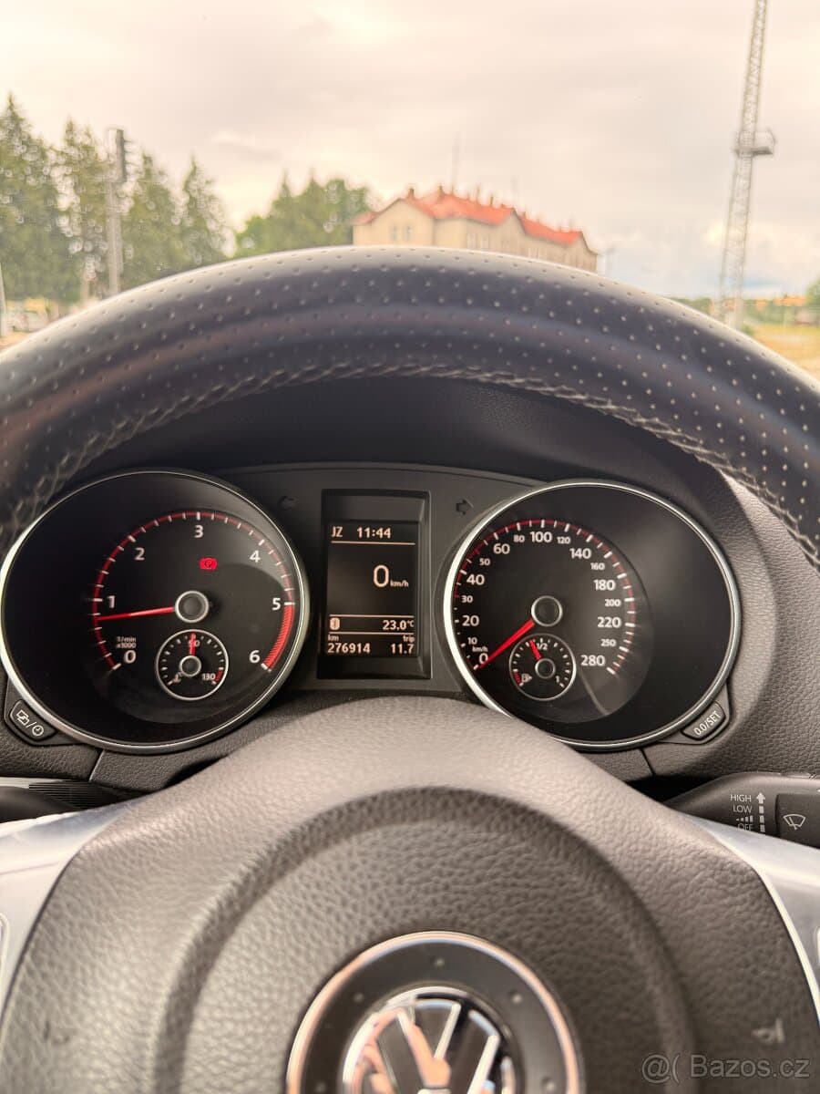 2012 Volkswagen GOLF - 9