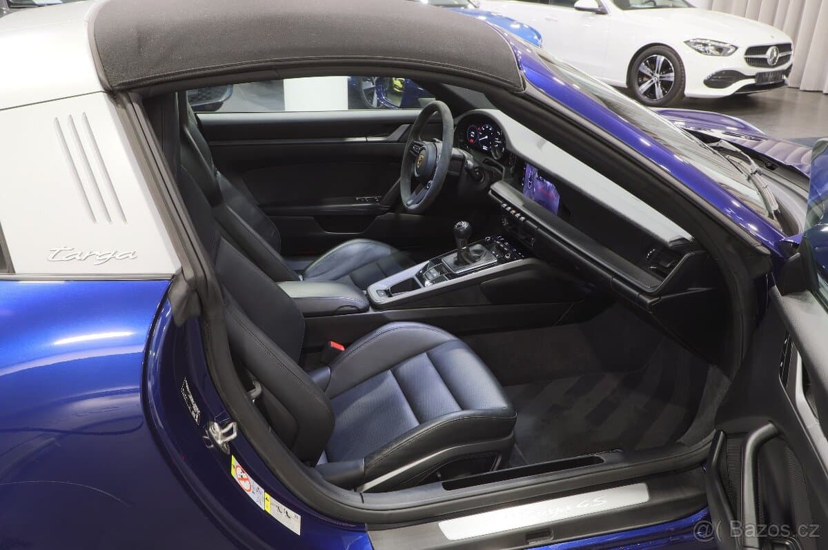 2021 Porsche 911 - 9