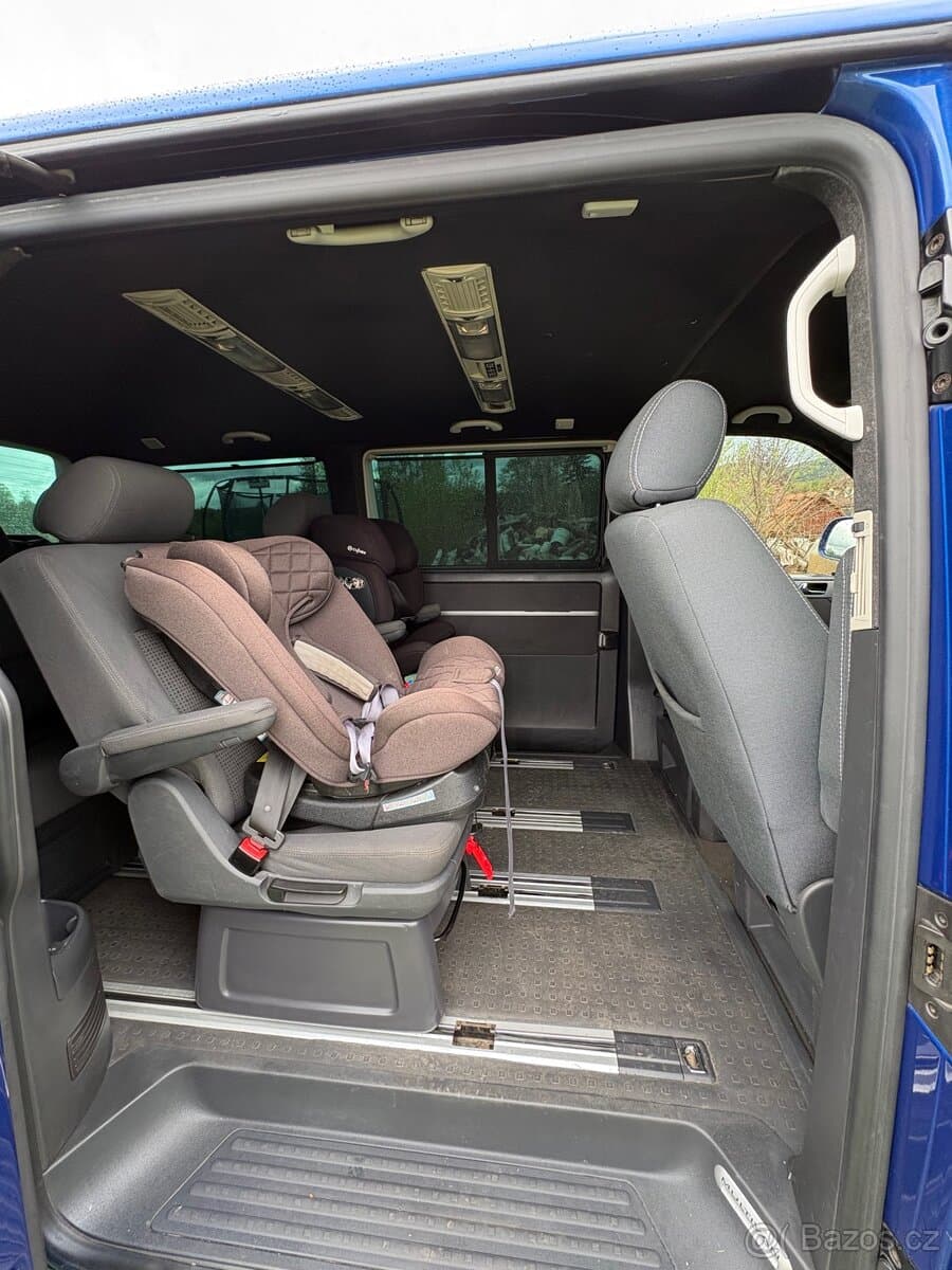 2004 Volkswagen MULTIVAN - 9