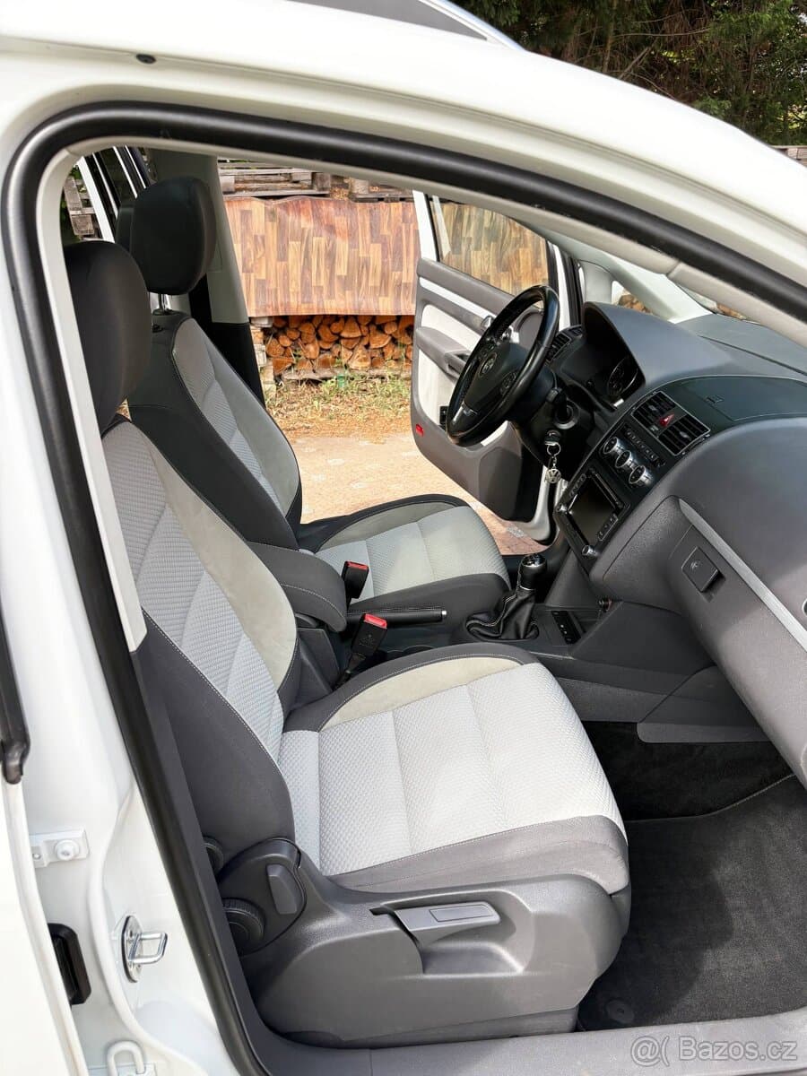 2014 Volkswagen TOURAN - 9