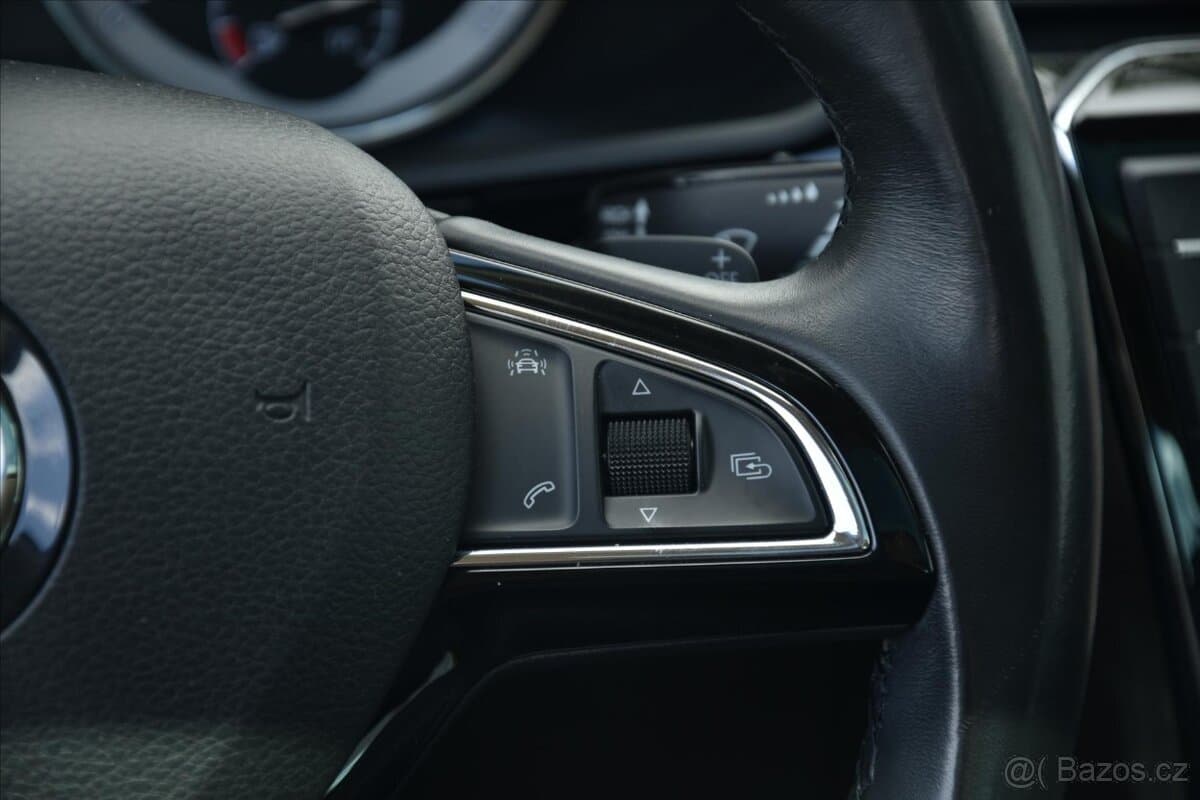 2016 Škoda SUPERB - 9
