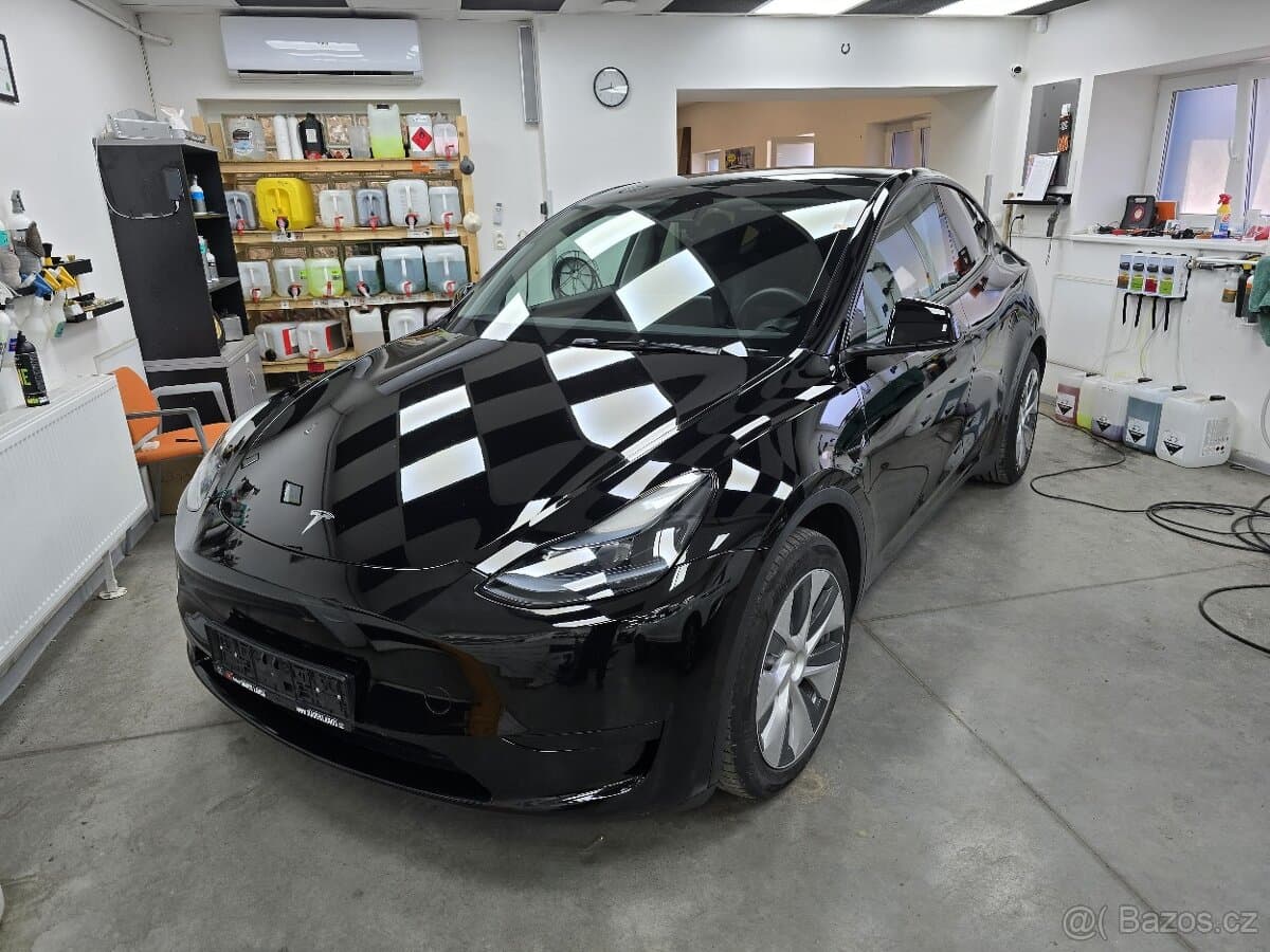 2022 Tesla MODEL Y - 9