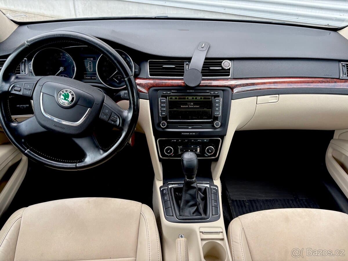 2012 Škoda SUPERB - 9