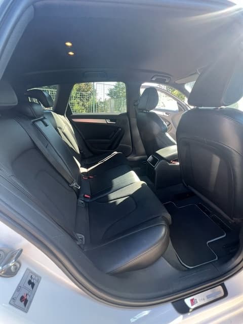 2015 Audi A4 - 9