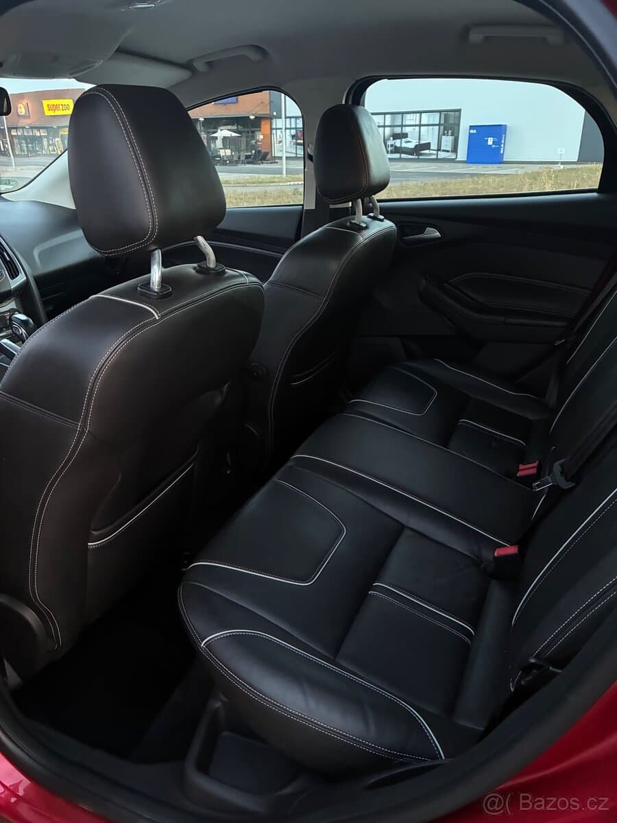 2012 Ford FOCUS - 9